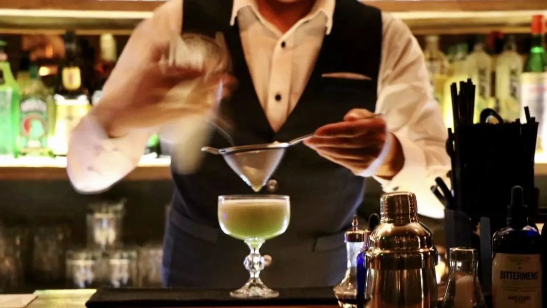 《七夕保命指南》：别再送花吃饭，这三个地方请男生直接抄作业