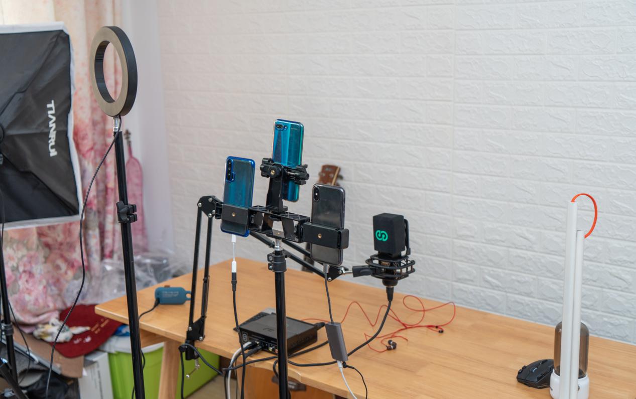 怎么从零开始做主播赚钱呢,新人主播如何突破月入十万