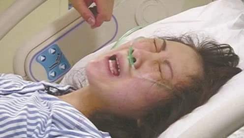 一边游泳一边生孩子，外国人真强大，“水中分娩”你了解吗？