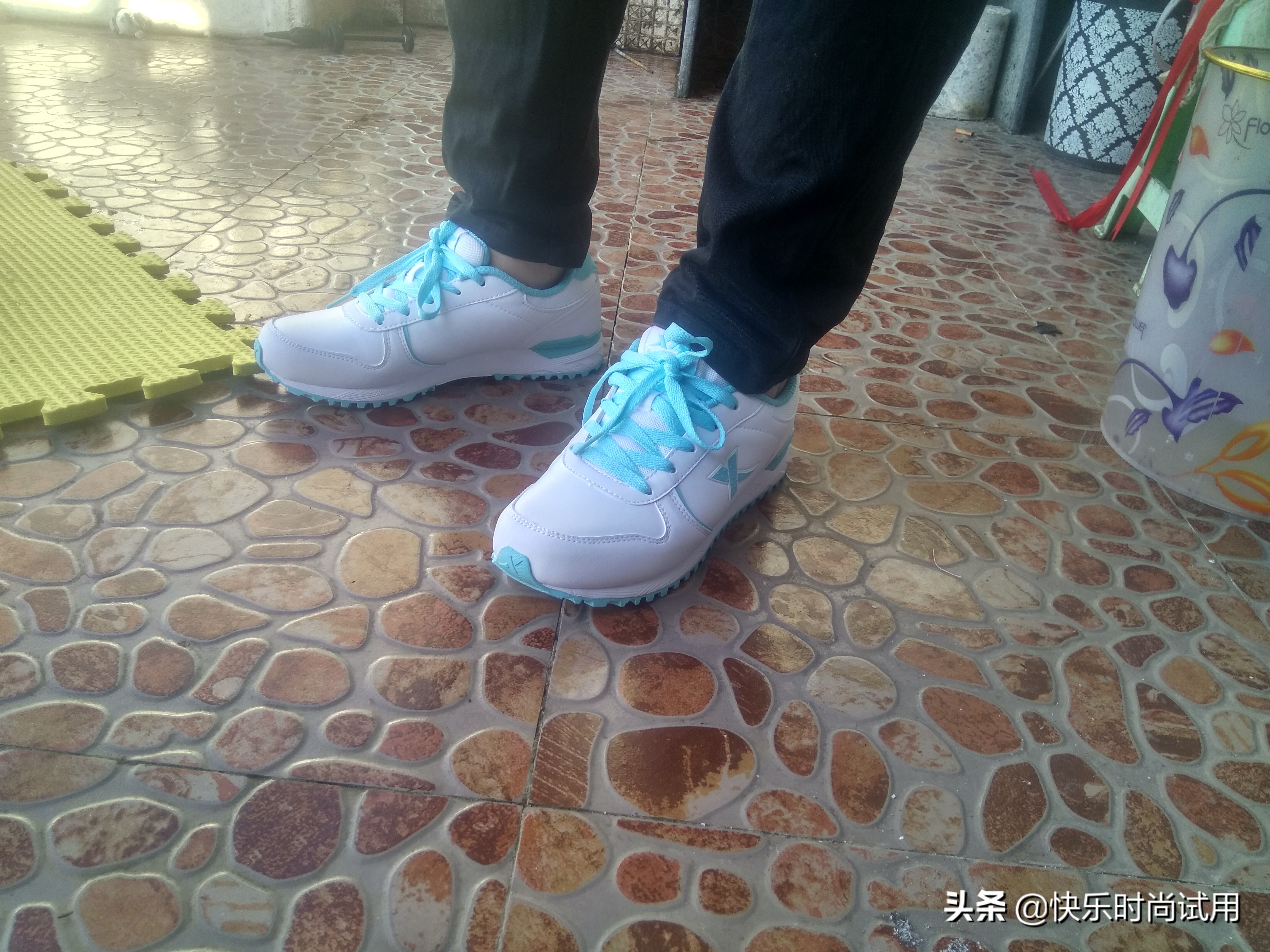 运动鞋李宁特步鸿星尔克安踏对比,特步安踏李宁跑步鞋推荐