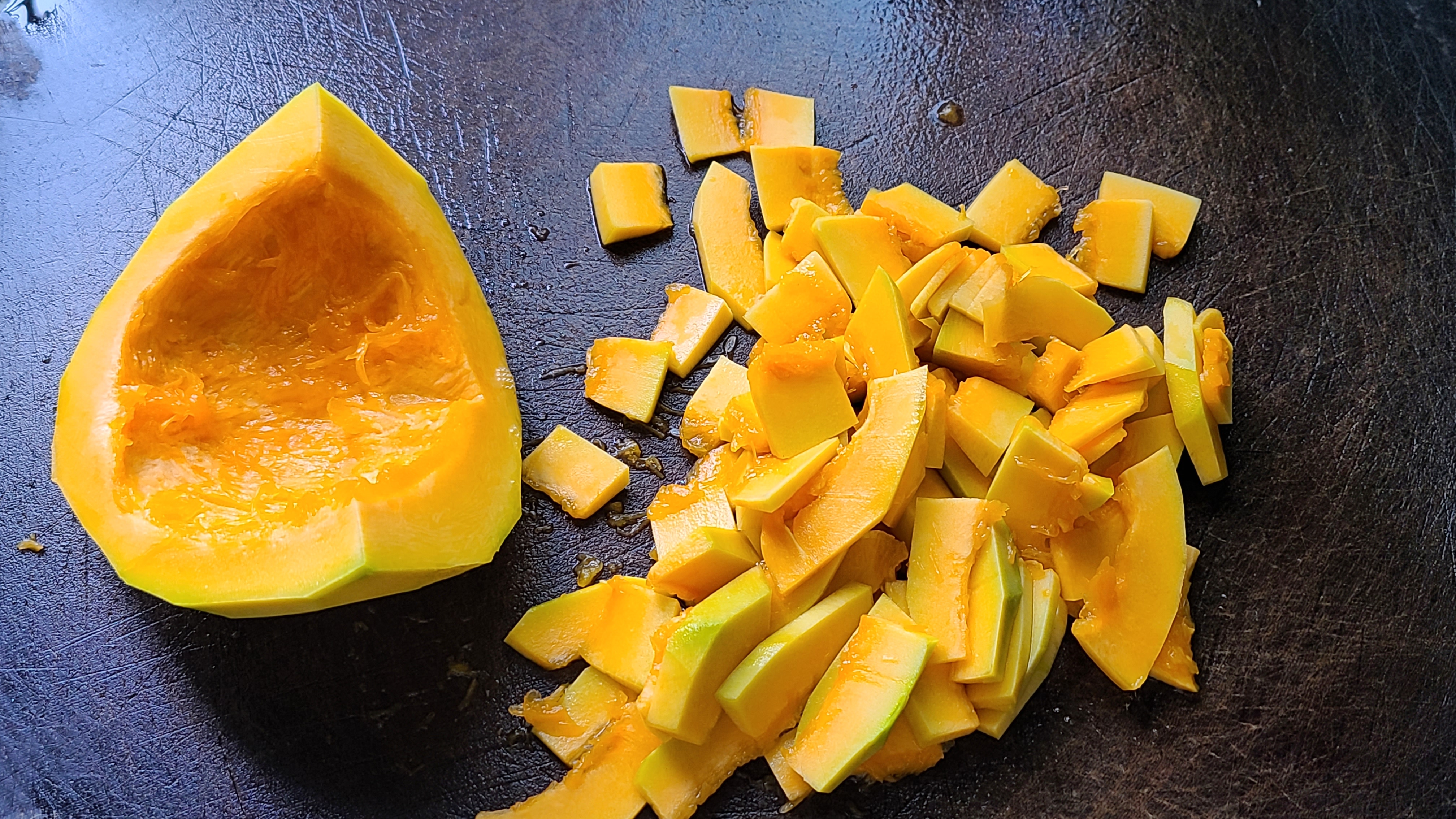 冬天广东正宗粤式糖水,广东秋冬糖水怎么做