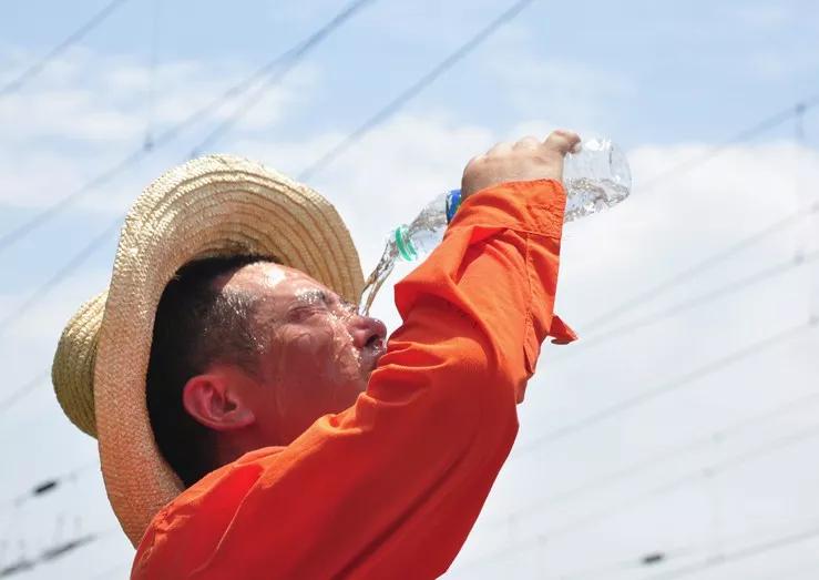 今年昆山的工资会涨吗,下个月工资会有什么变化