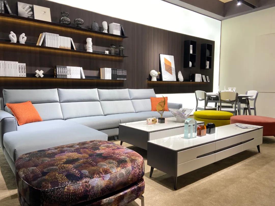 皇玛康之家床垫花好月圆,第50届国际名家具展