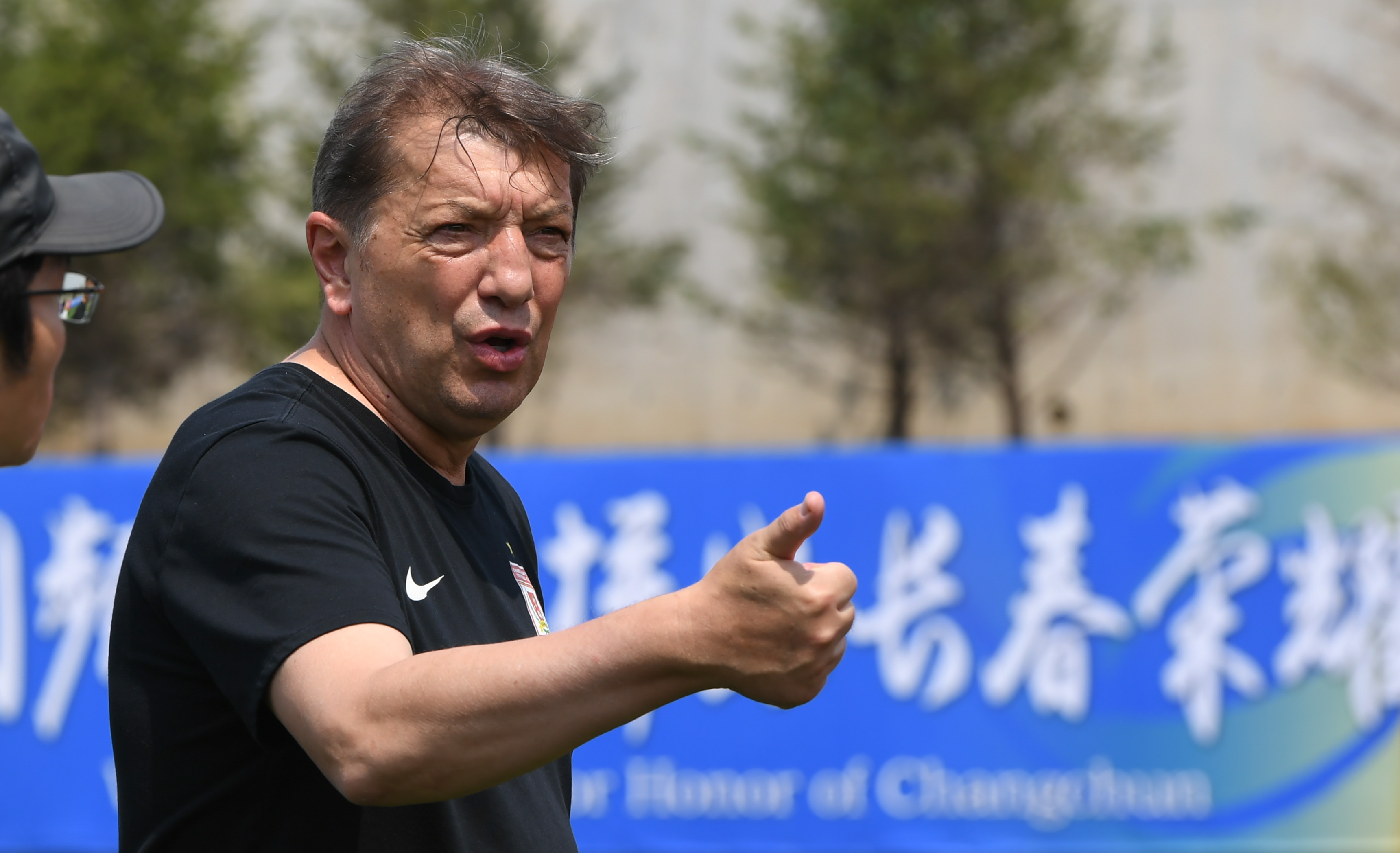 陈洋亚泰最新消息,上海双雄火力足亚泰换帅终取胜