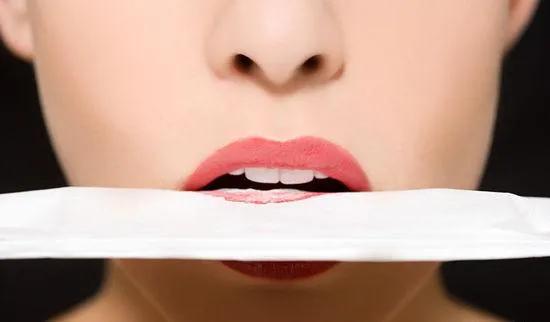 口红这样涂不沾杯,女神必备不沾杯不掉色口红