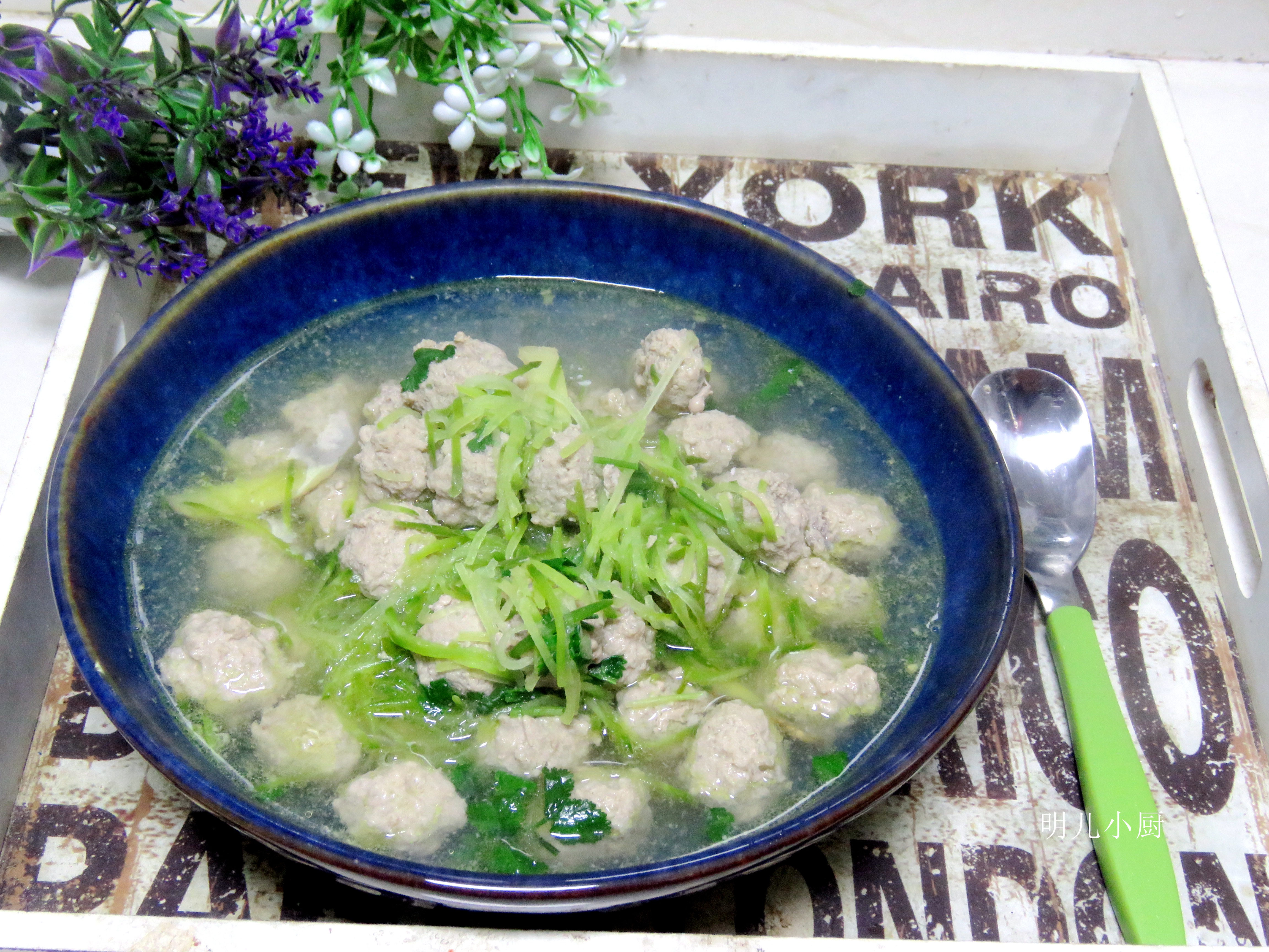 牛肉丸子怎么做好吃又劲道的视频,1岁宝宝牛肉丸子的做法大全图解