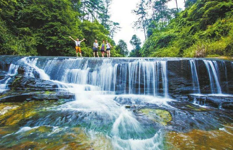 四川避暑康养最佳地是哪里,四川冷门避暑胜地亲子游2-3天