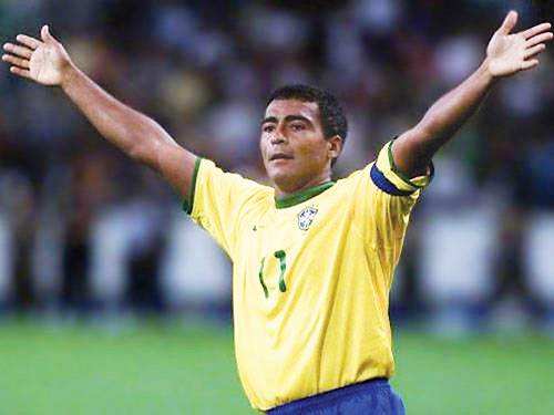 足坛历史上牛逼的小个子球员,足坛矮脚虎王英