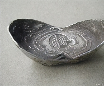 电视连续剧白花花,白花花的银子像什么