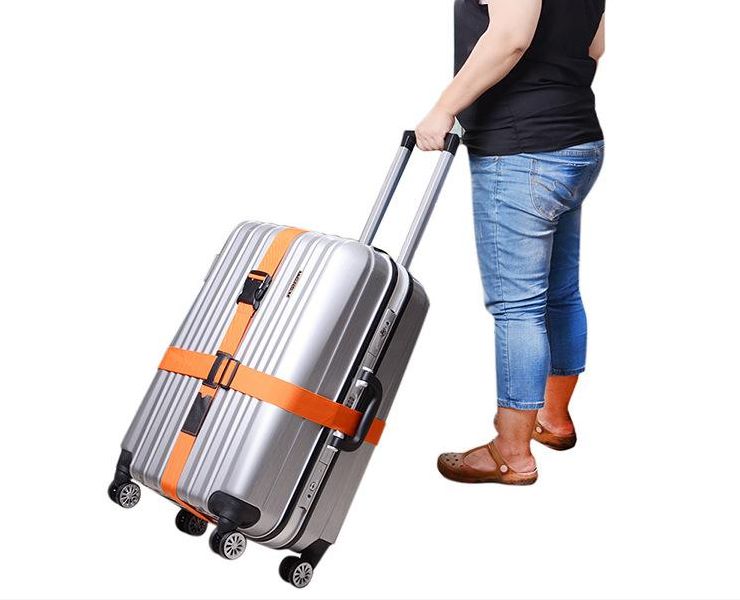 行李箱被机场弄掉了怎么赔,如何防止行李箱被摔坏