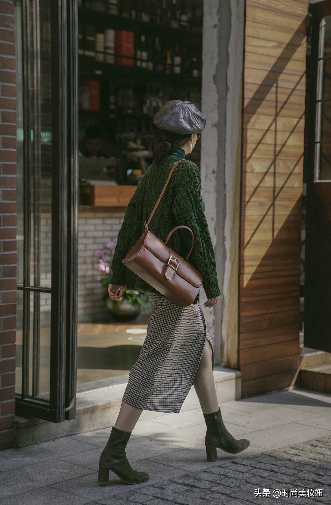 三木开衫搭配,三木同款卡其色毛衣开衫