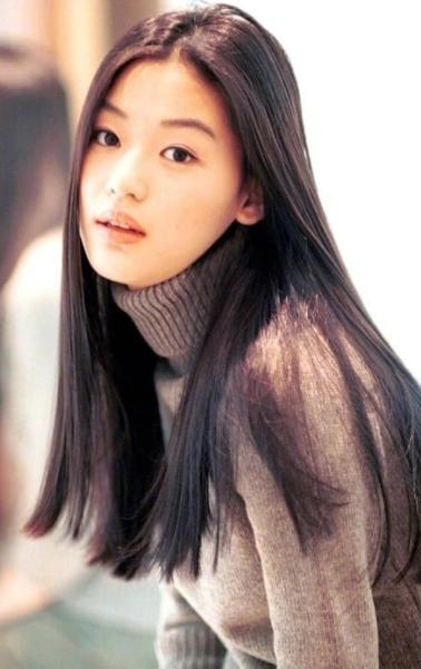 全智贤8年前杂志旧照曝光,全智贤不愧是冻龄辣妈