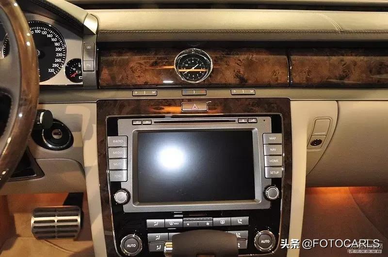 大众辉腾4.2lv8怎么样,大众辉腾4.2lv8