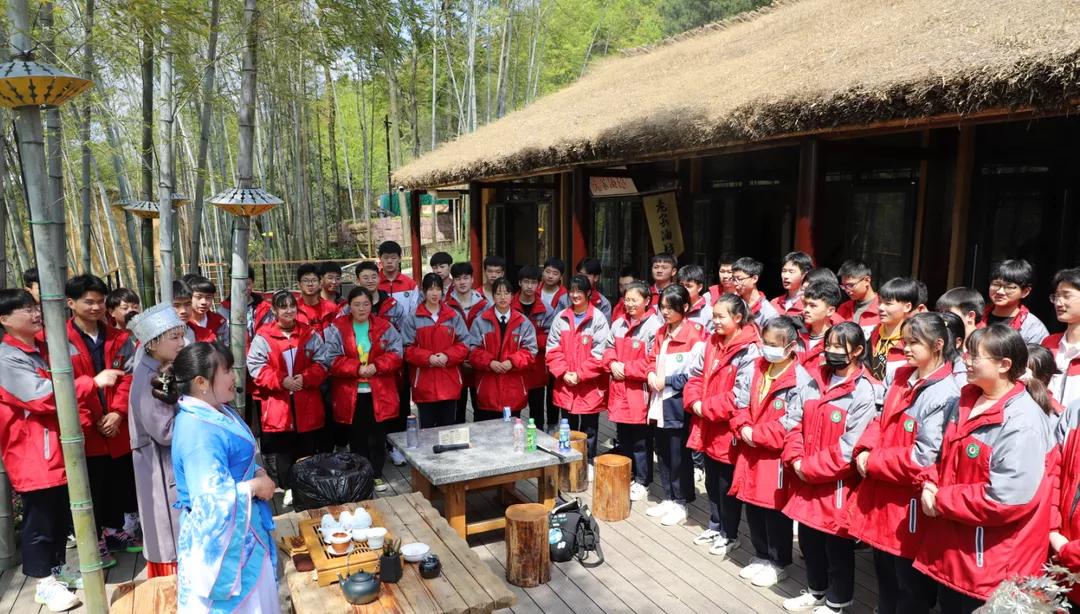 传承传统文化争当新时代好少年,继承革命传统争做新时代的好少年