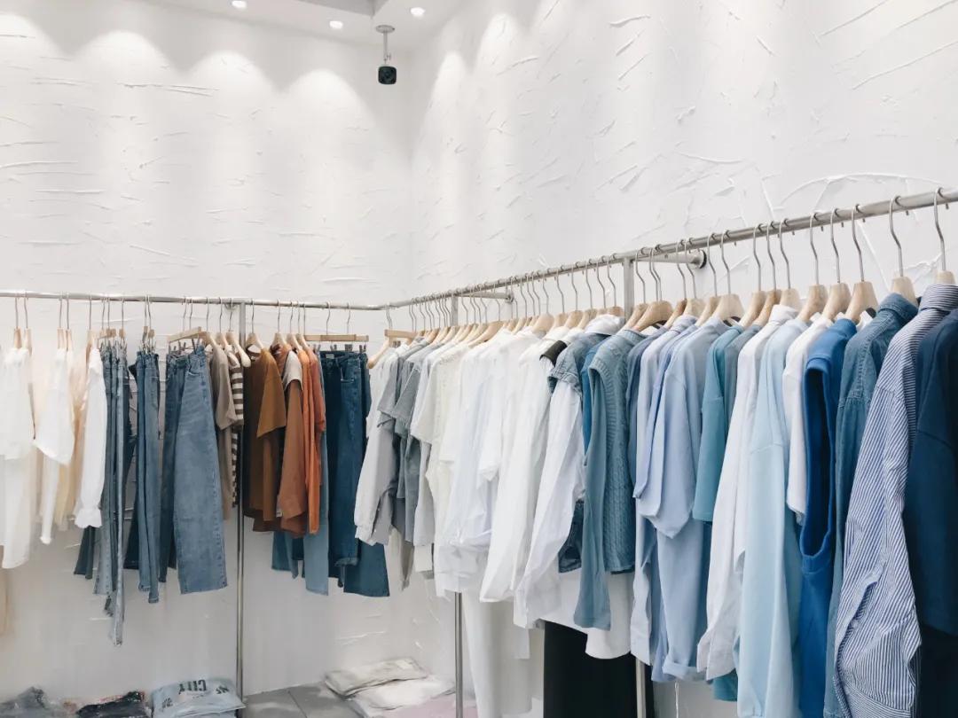 乌鲁木齐九鼎服装批发市场价格,乌鲁木齐批发服装便宜的地方2-3元