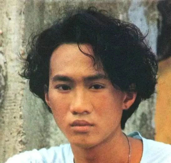 张雨生和黄家驹哪个更受欢迎,黄家驹真的爱你有多受欢迎