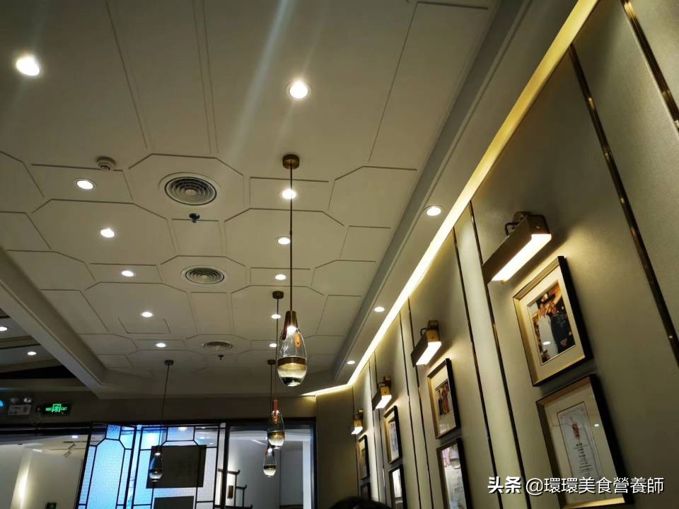 炎炎夏日餐厅环境冰凉一夏,沙溪猪肠粉焖鸭