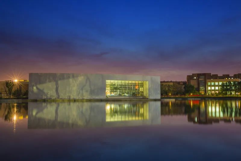 让那熟悉的旋律《绿岛》，带你我推开新学期的大门！