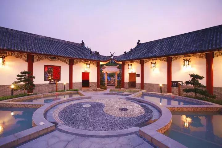 适合冬天的温泉酒店推荐,冬天日式温泉酒店