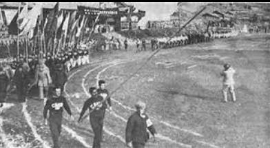 在朝鲜战争结束的第二年,有一艘载满了身穿国军军装士兵的轮船