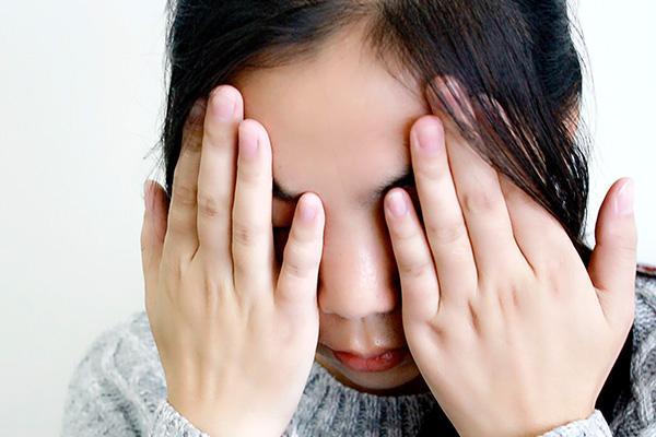 女性唇边长胡子什么原因,女人唇边有小胡子怎么办