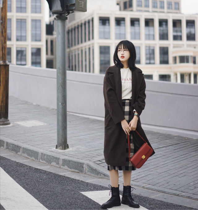 为什么穿马丁靴显腿短,为什么有的人穿马丁靴显胖