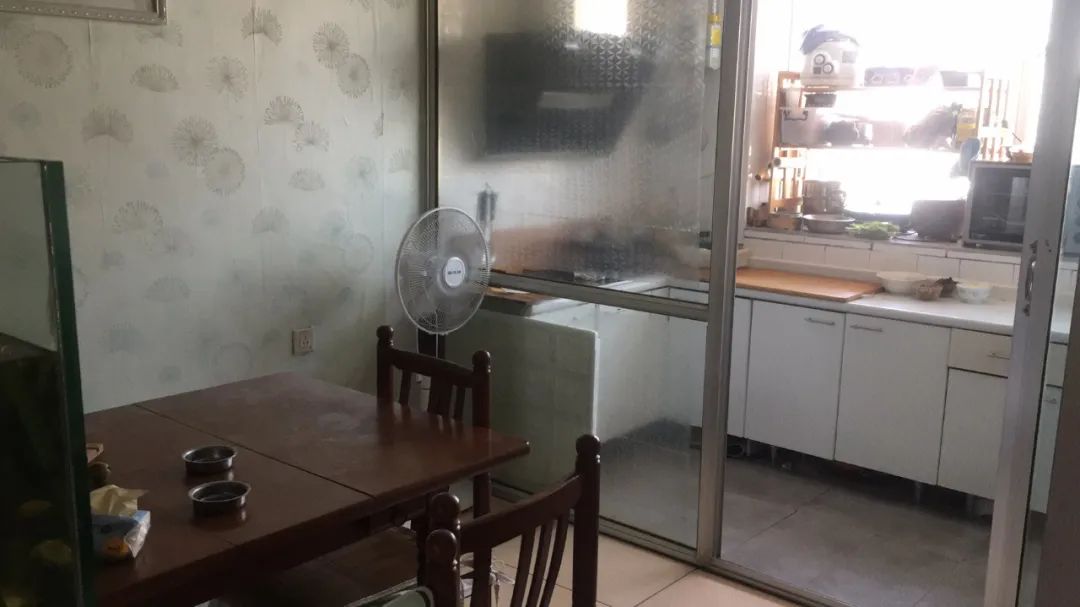 老破小厨房改造翻新方案,100元小户型厨房改造