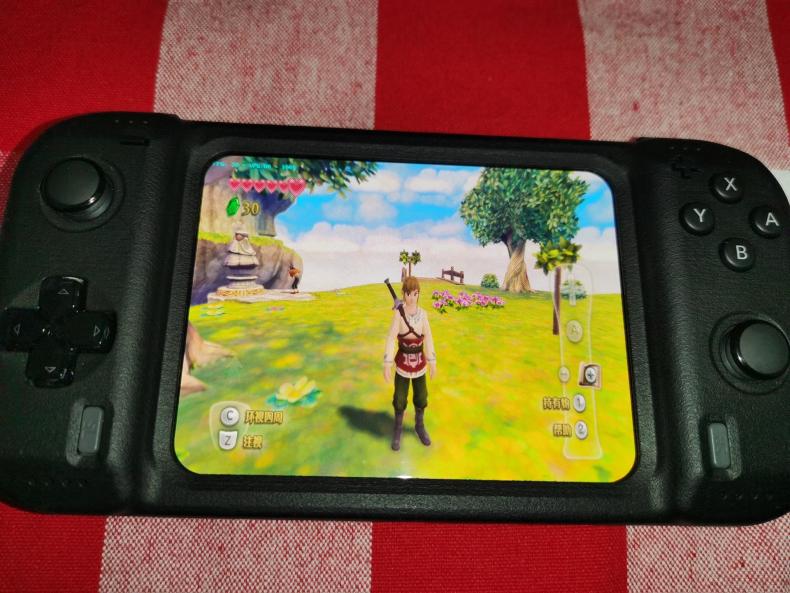 自制安卓掌机：4.3英寸大屏+骁龙855，通吃所有模拟器