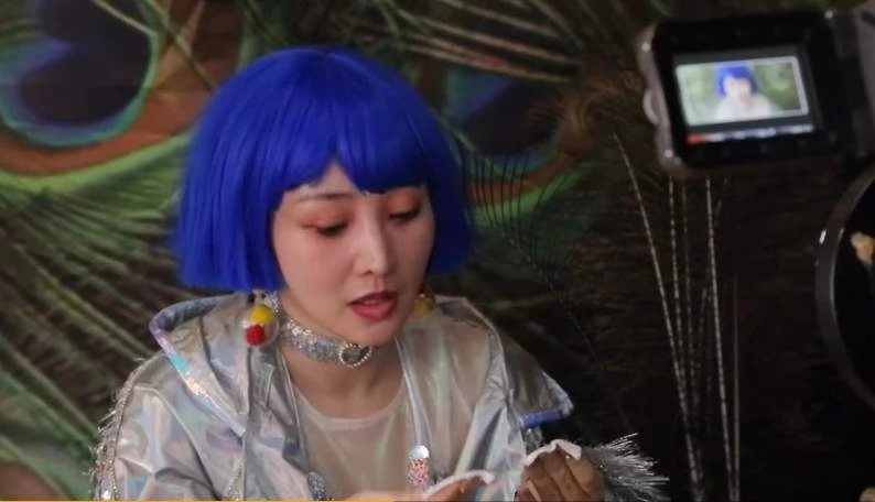 等我腾出手来做真实的自己,让你做回真实自己的人