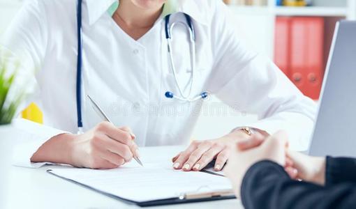 试管婴儿辟谣,试管移植后被吓到了有影响吗