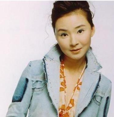 张译和陈松伶为什么会选择丁克,张译为何娶大6岁二婚妻子带孩子