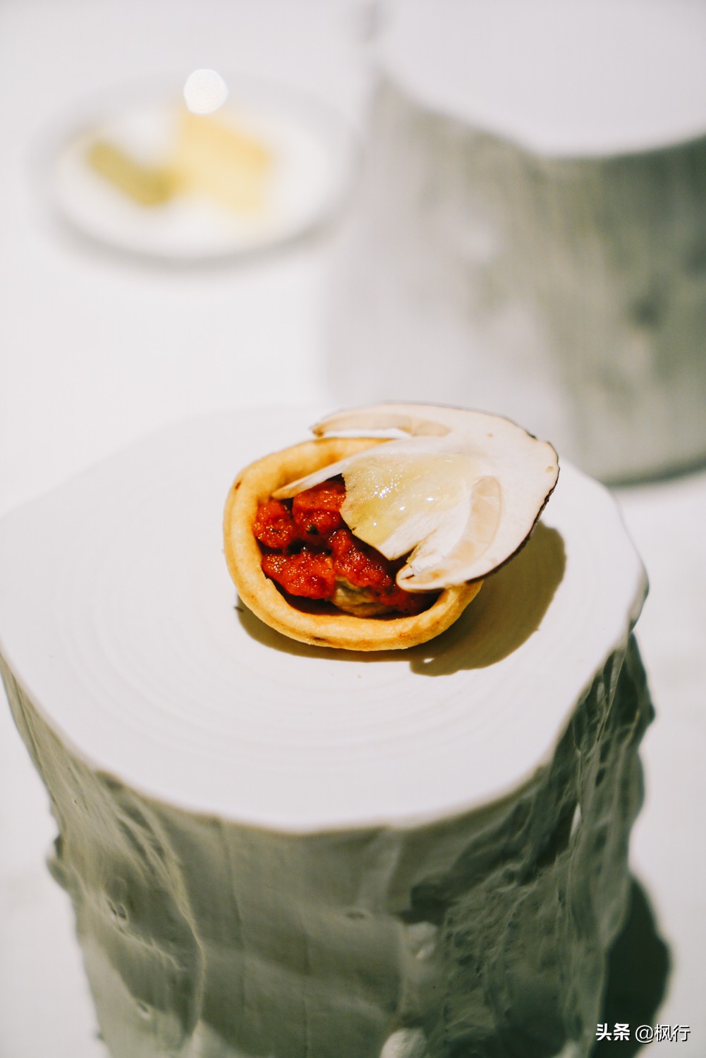 豪华王府饭店的餐厅周菜单，颜值高如帅主厨，老百姓也消费得起