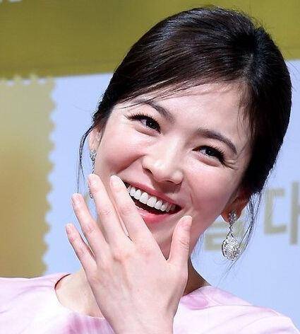 去细纹的电动眼霜,能熨平皱纹的眼霜