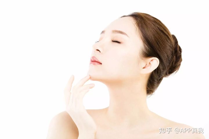 刷酸对闭口粉刺有用吗,刷酸可以解决闭口粉刺吗