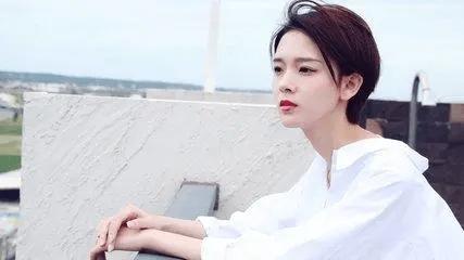 唐人影视旗下艺人陈瑶,唐人影视现在更捧陈瑶