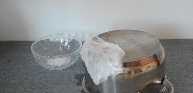 陶瓷炒锅不粘锅黑了怎么刷,厨房锅底黑