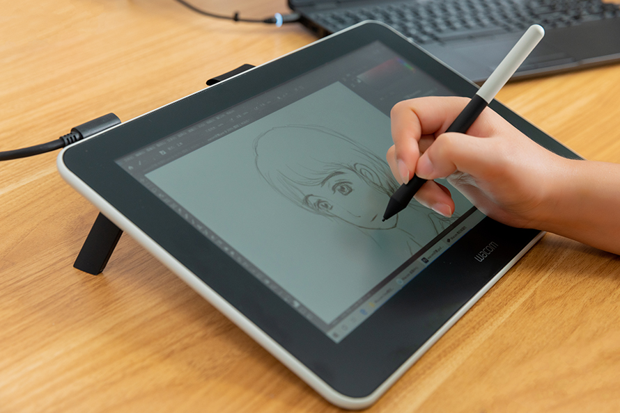 wacomone液晶数位屏,wacomone数位屏评测