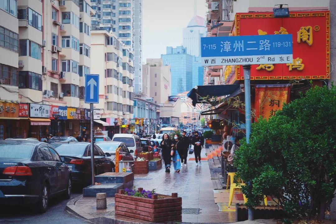 青岛好吃高端的店,青岛有什么很辣很好吃的