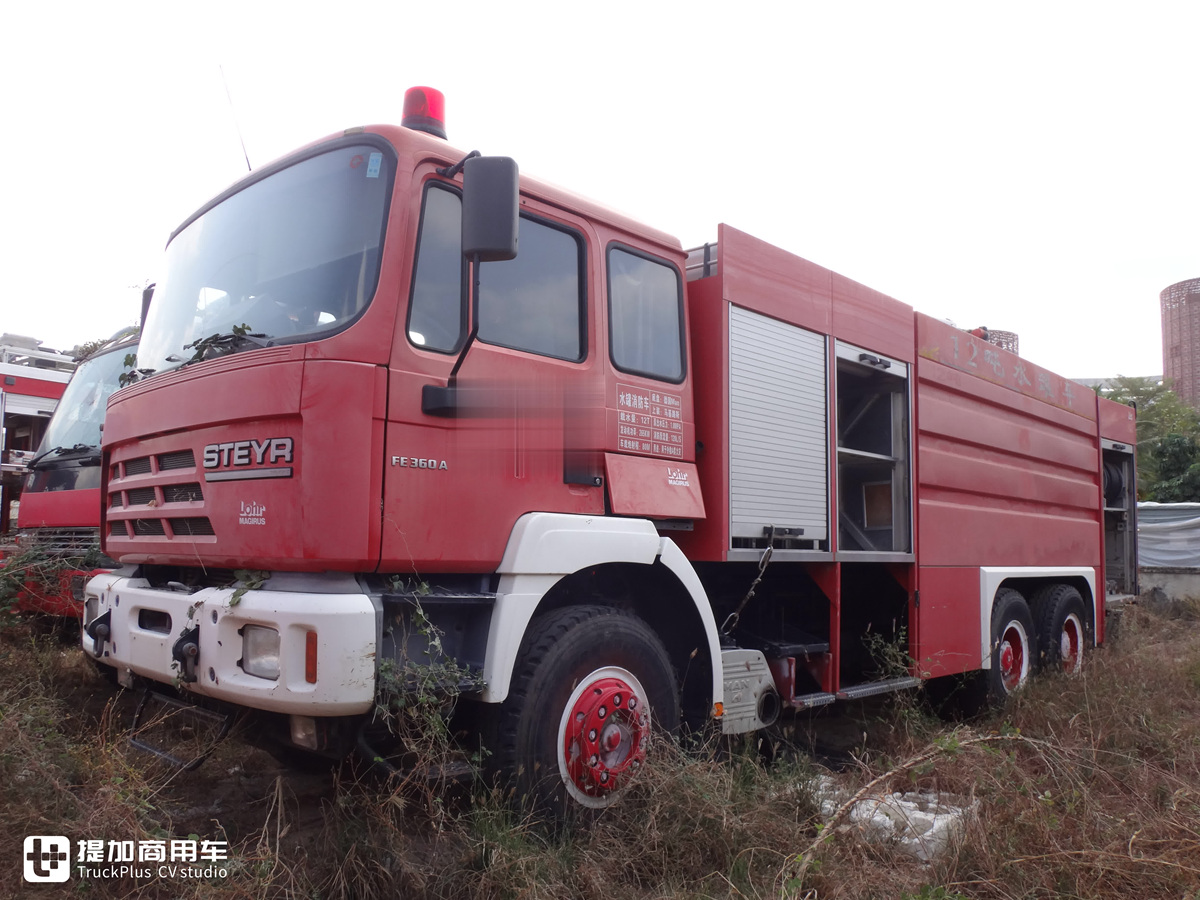 少见的斯太尔原装进口卡车实拍，底盘配置比国产的91系列给力多了