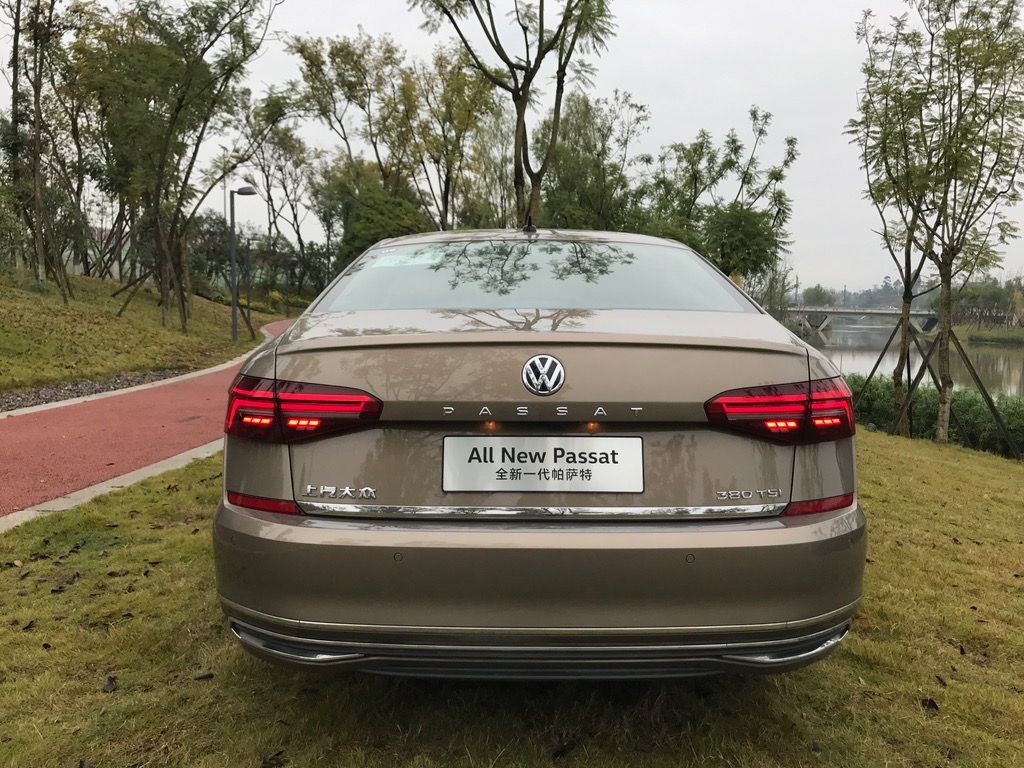 帕萨特380tsi旗舰版试驾,帕萨特380tsi试驾
