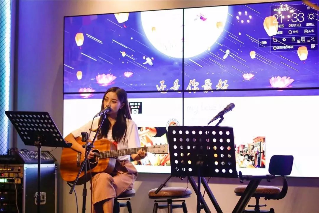 故事开始那一天,故事开始的那一天歌词