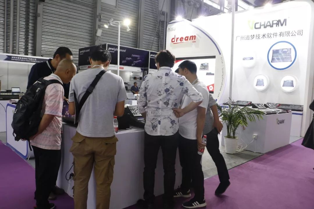 上海民族品牌展销会,上海汽车展中国崛起