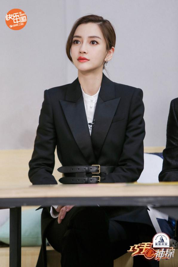 不要再吐槽剧里的道具了！道具设计师发话：钱要用在镜头前