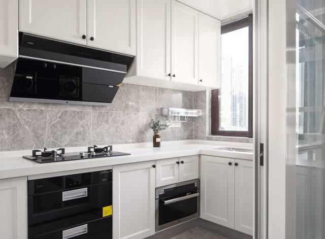 极简轻奢一面空白墙装饰,现代简约风拼色客厅背景墙效果图