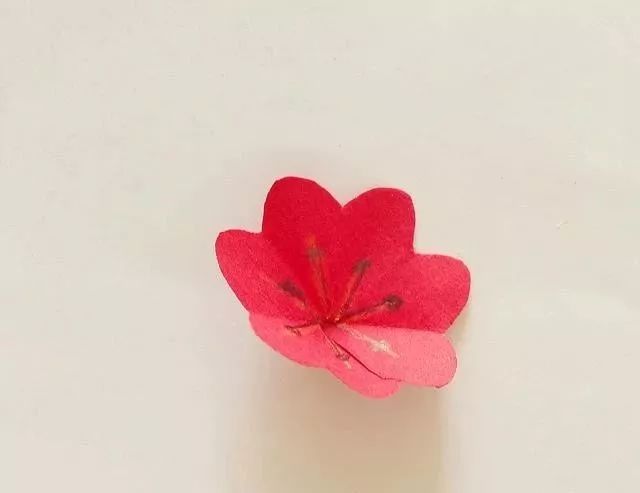 做一张happynewyear新年贺卡,新年快到了做贺卡的步骤