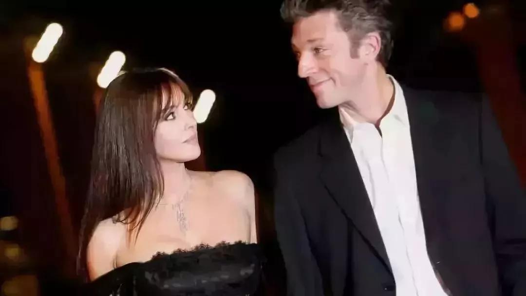 她是全球公认的最性感女神:“裸露”却不情色的人间*物尤**