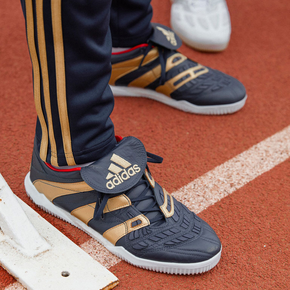 阿迪70周年贝克汉姆,阿迪达斯庆祝梅西七夺金球