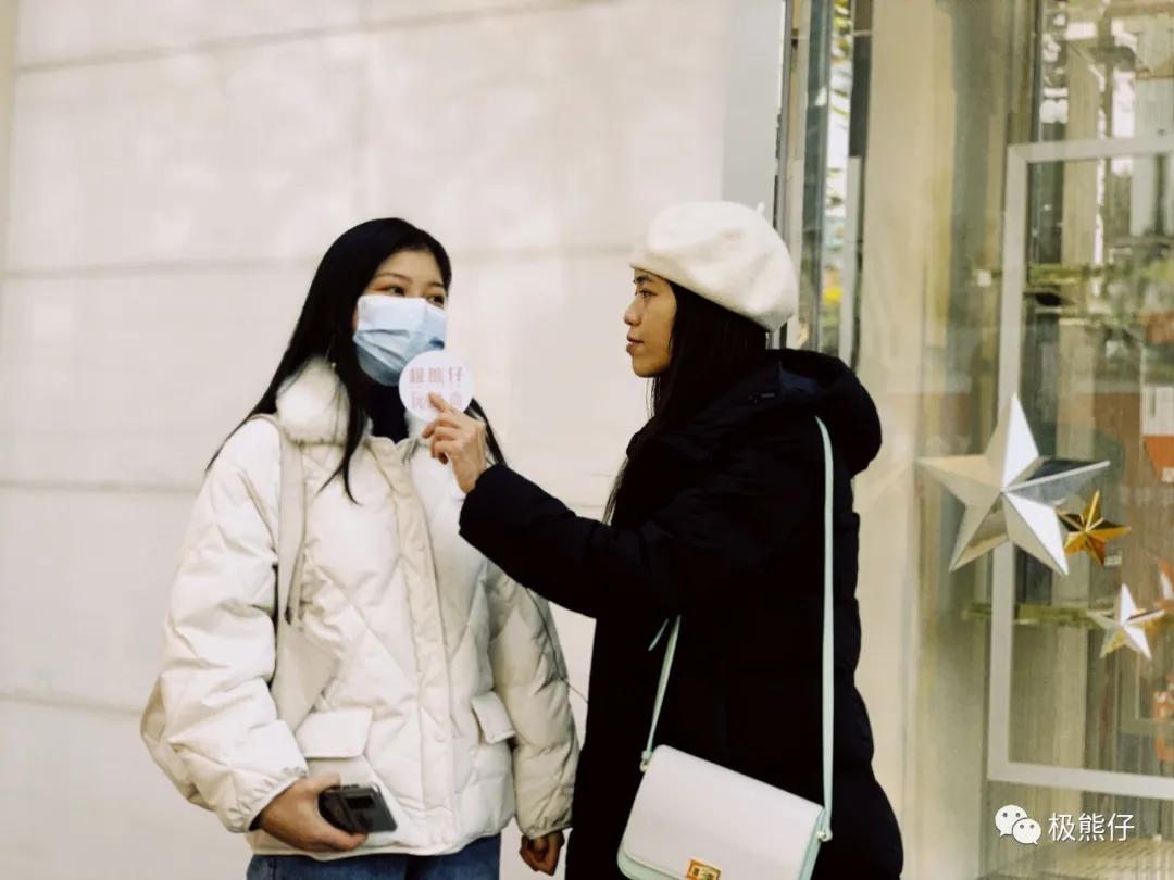 今天背什么,今天背什么包