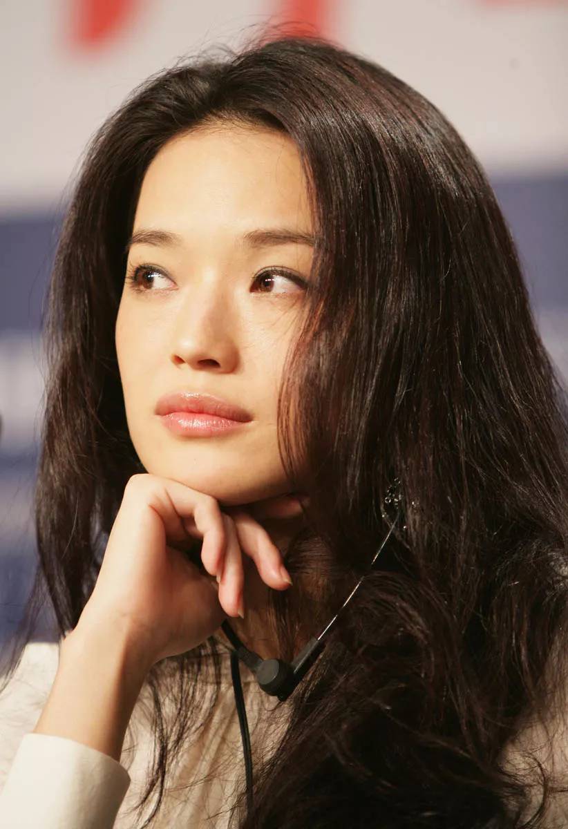 一款适合的发型拯救了你的脸,大饼脸塌鼻子小眼睛高颧骨发型