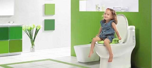 马上上小学了还不会上厕所怎么办,有什么方法给小朋友擦屁股